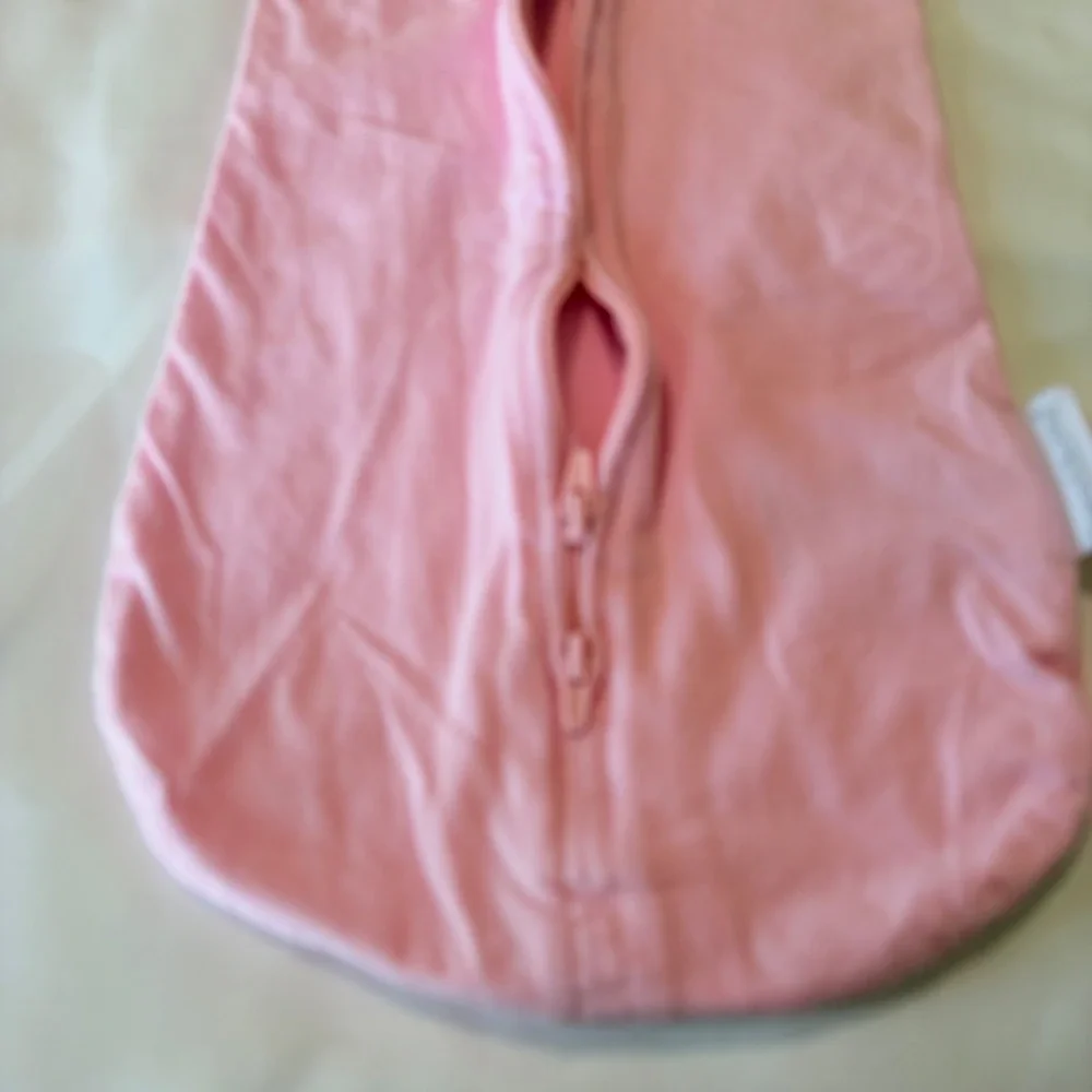 SwaddleMe Newborn Pod 2 Pack Pink and White Bows Zip Up Swaddle Pods Set